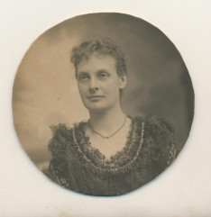 Edith NORTH