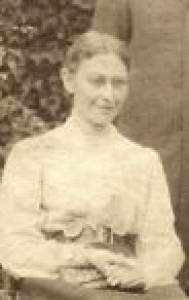 Florence (Flossie) HAMMOND