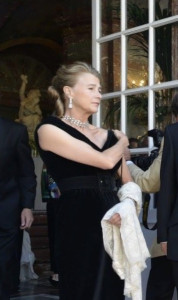 Antonia Elizabeth Brigid Louise MANSFIELD OBE