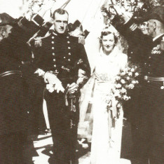 Elspeth (Betty) KINLOCH