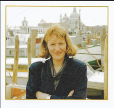 Anne STONEHILL